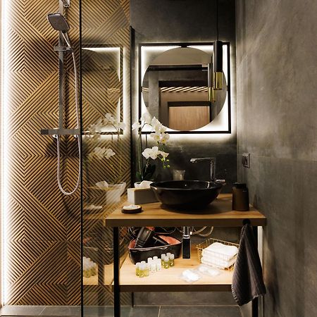 Leo Apartment Suite & Private Spa Zone - Old City Pressburg Exterior foto