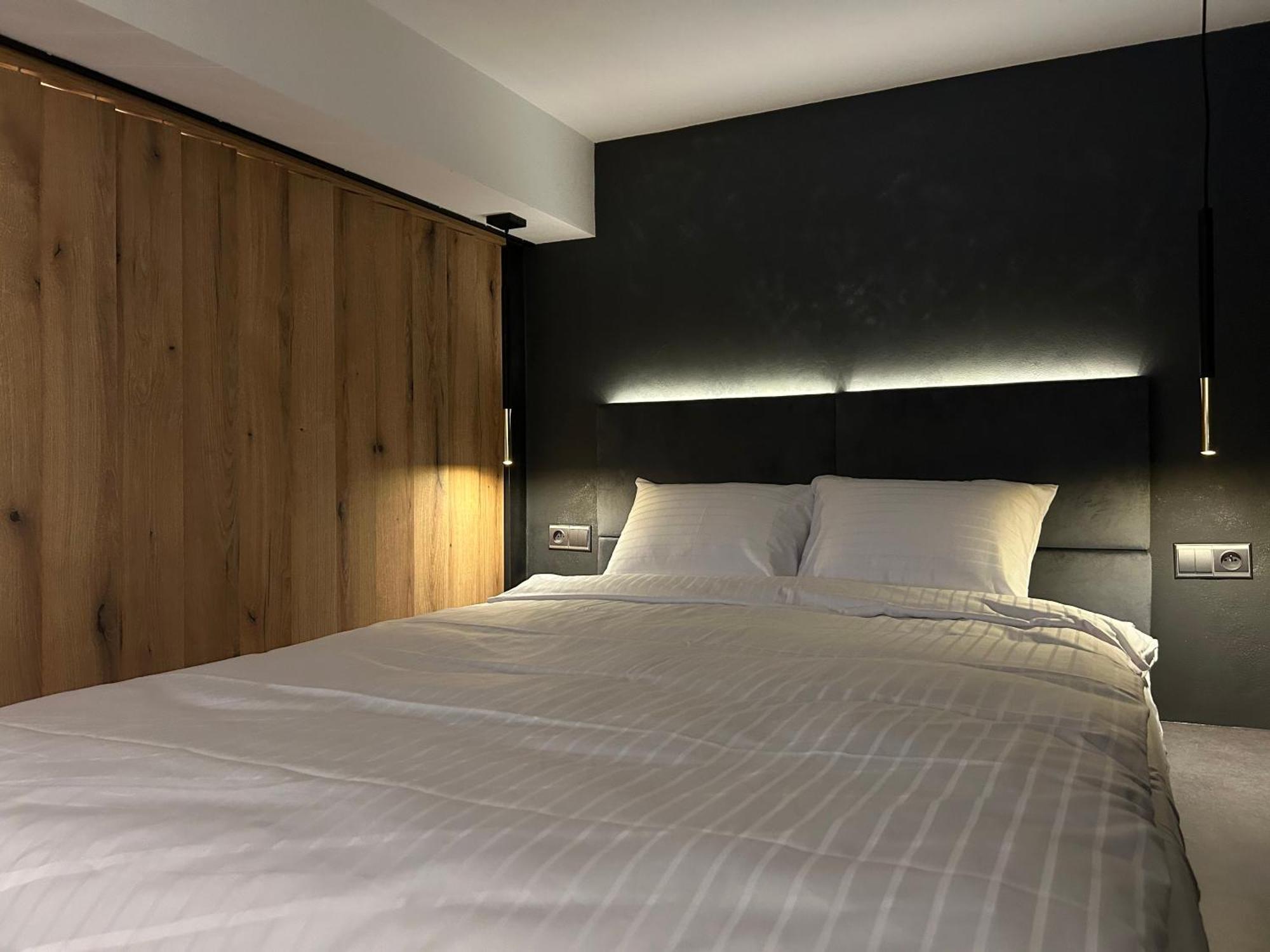 Leo Apartment Suite & Private Spa Zone - Old City Pressburg Exterior foto