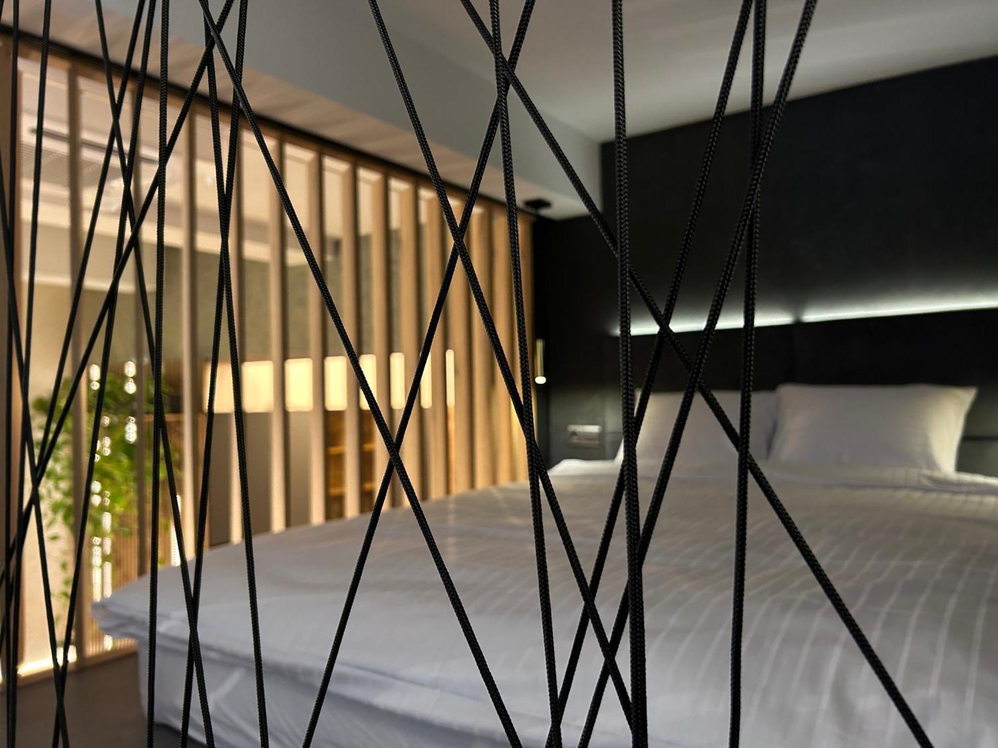 Leo Apartment Suite & Private Spa Zone - Old City Pressburg Exterior foto