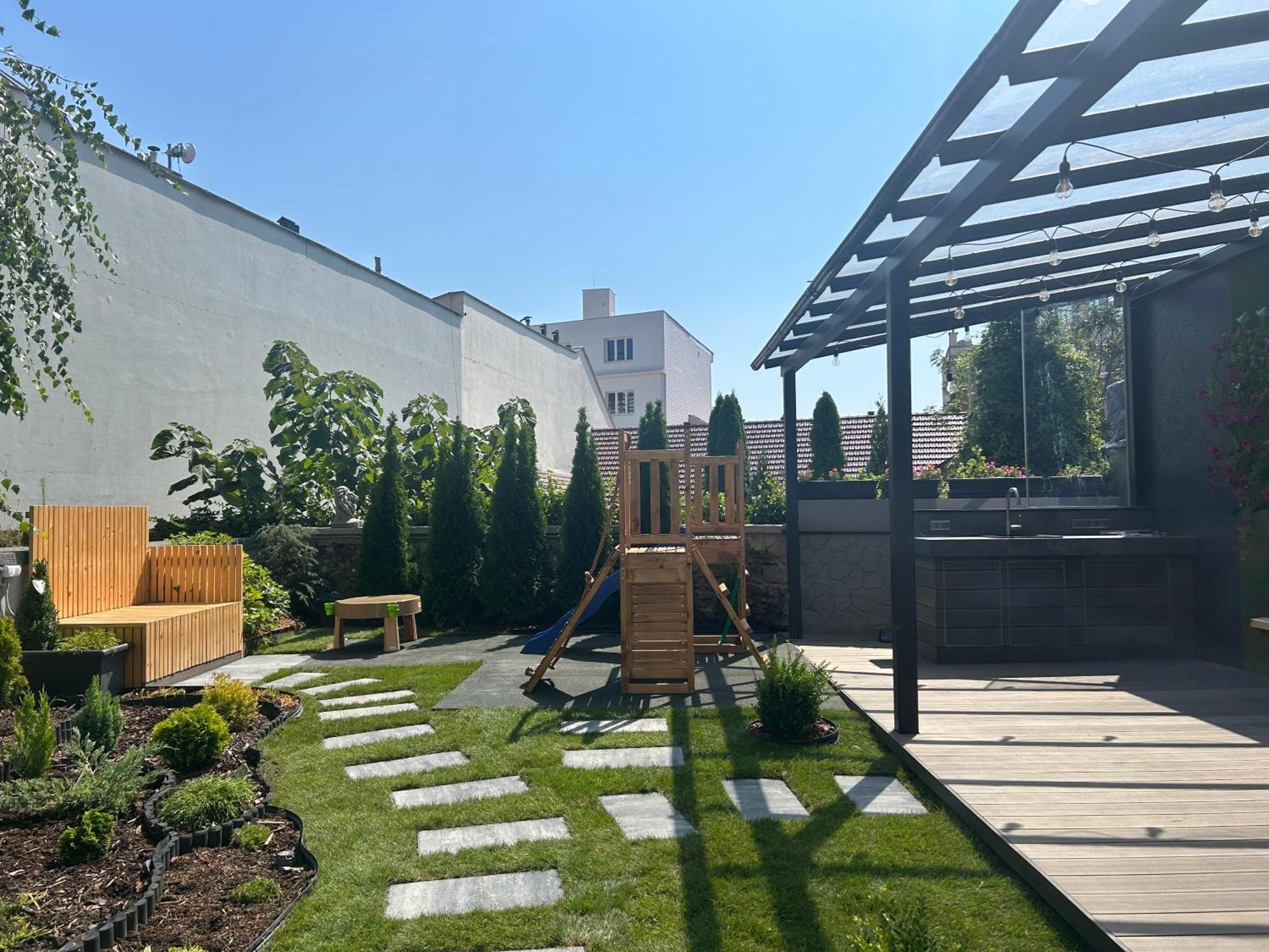 Leo Apartment Suite & Private Spa Zone - Old City Pressburg Exterior foto